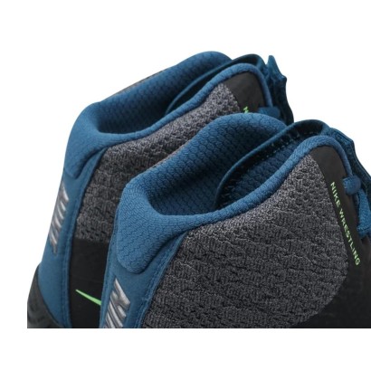 Botas Nike tawa